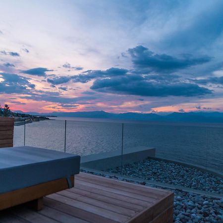 Alissachni Seaside Hotel Dervéni Kültér fotó