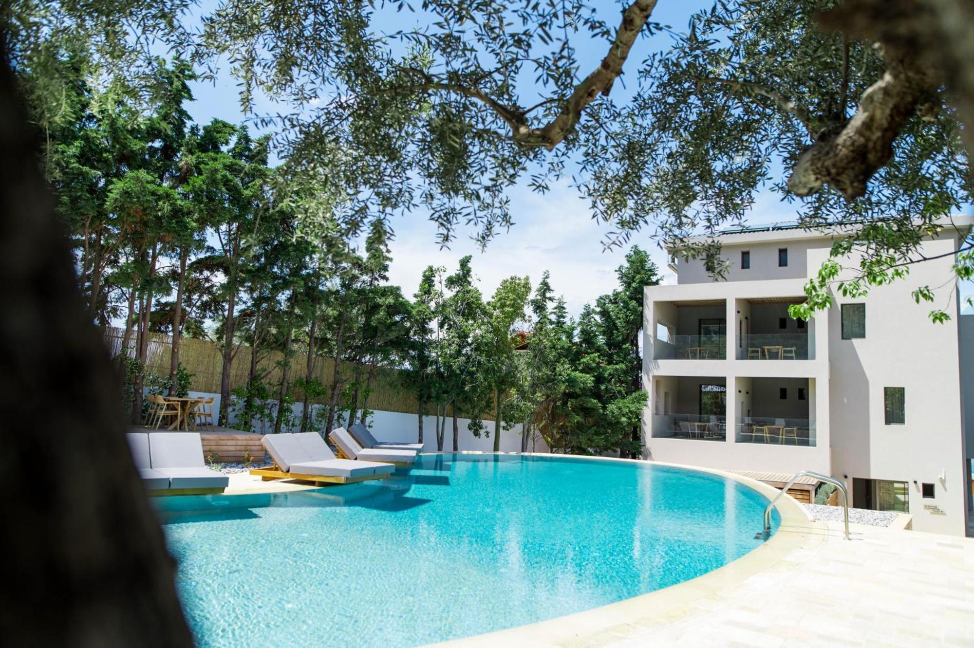 Alissachni Seaside Hotel Dervéni Kültér fotó