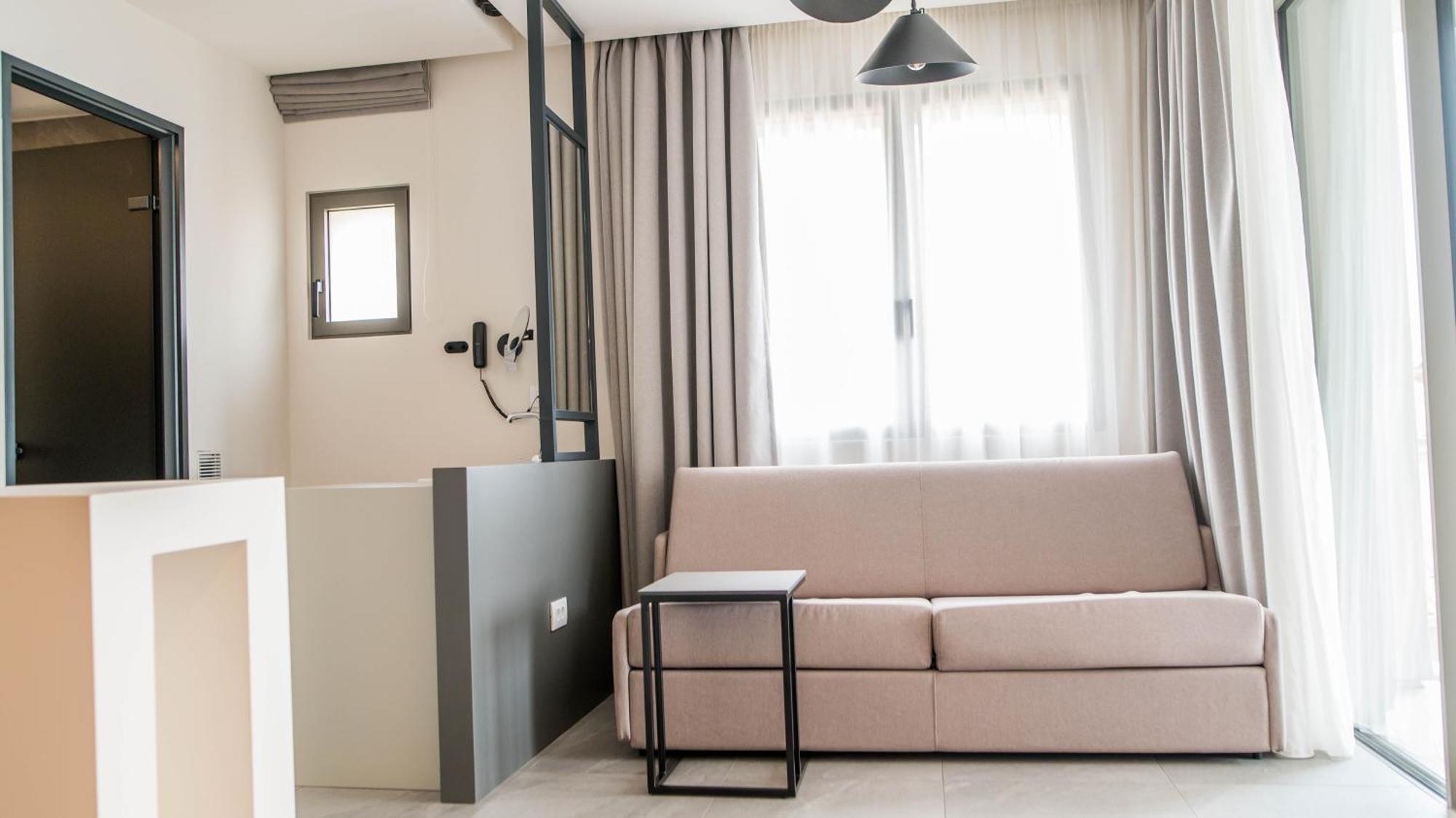 Alissachni Seaside Hotel Dervéni Kültér fotó