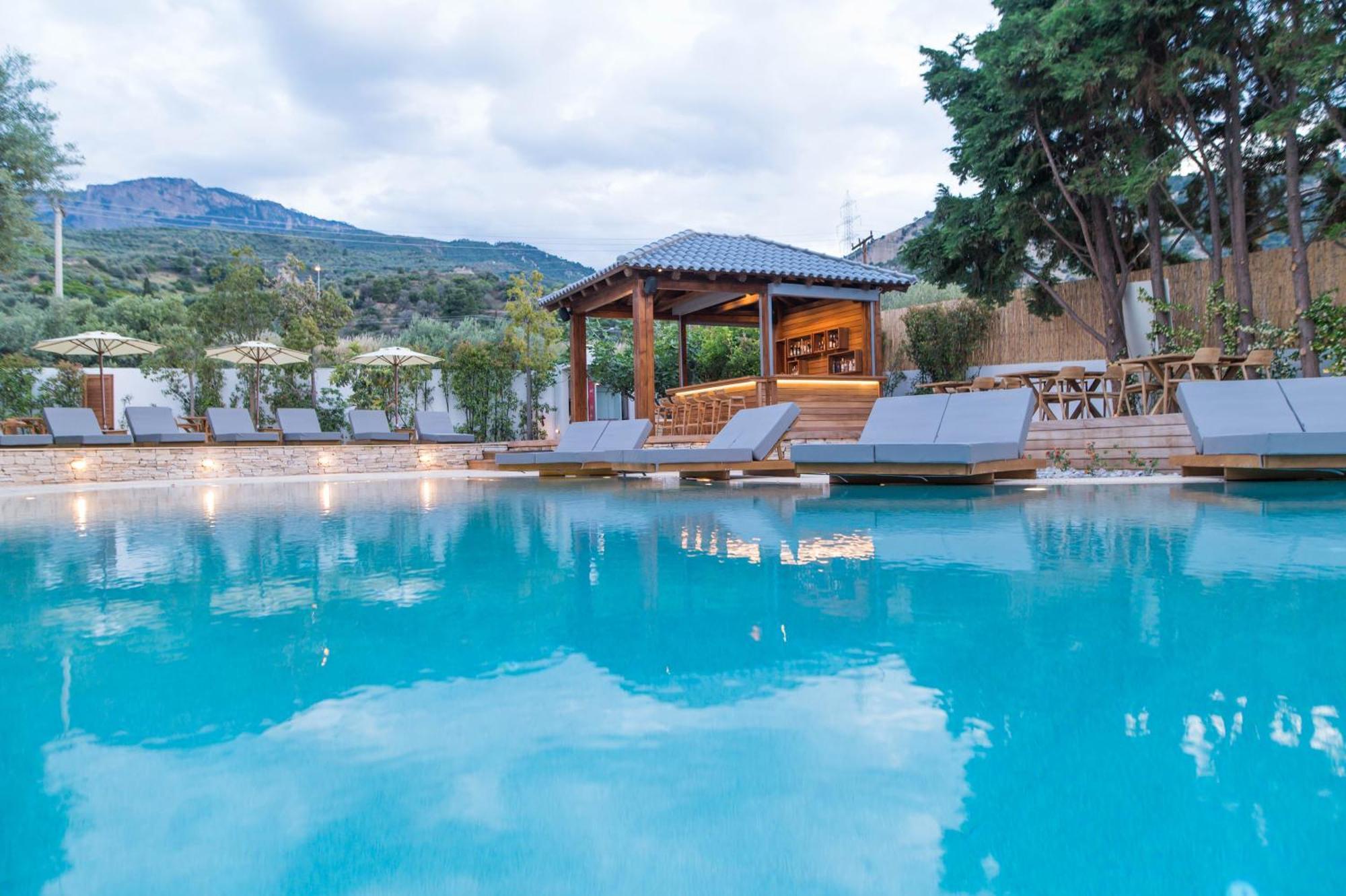 Alissachni Seaside Hotel Dervéni Kültér fotó