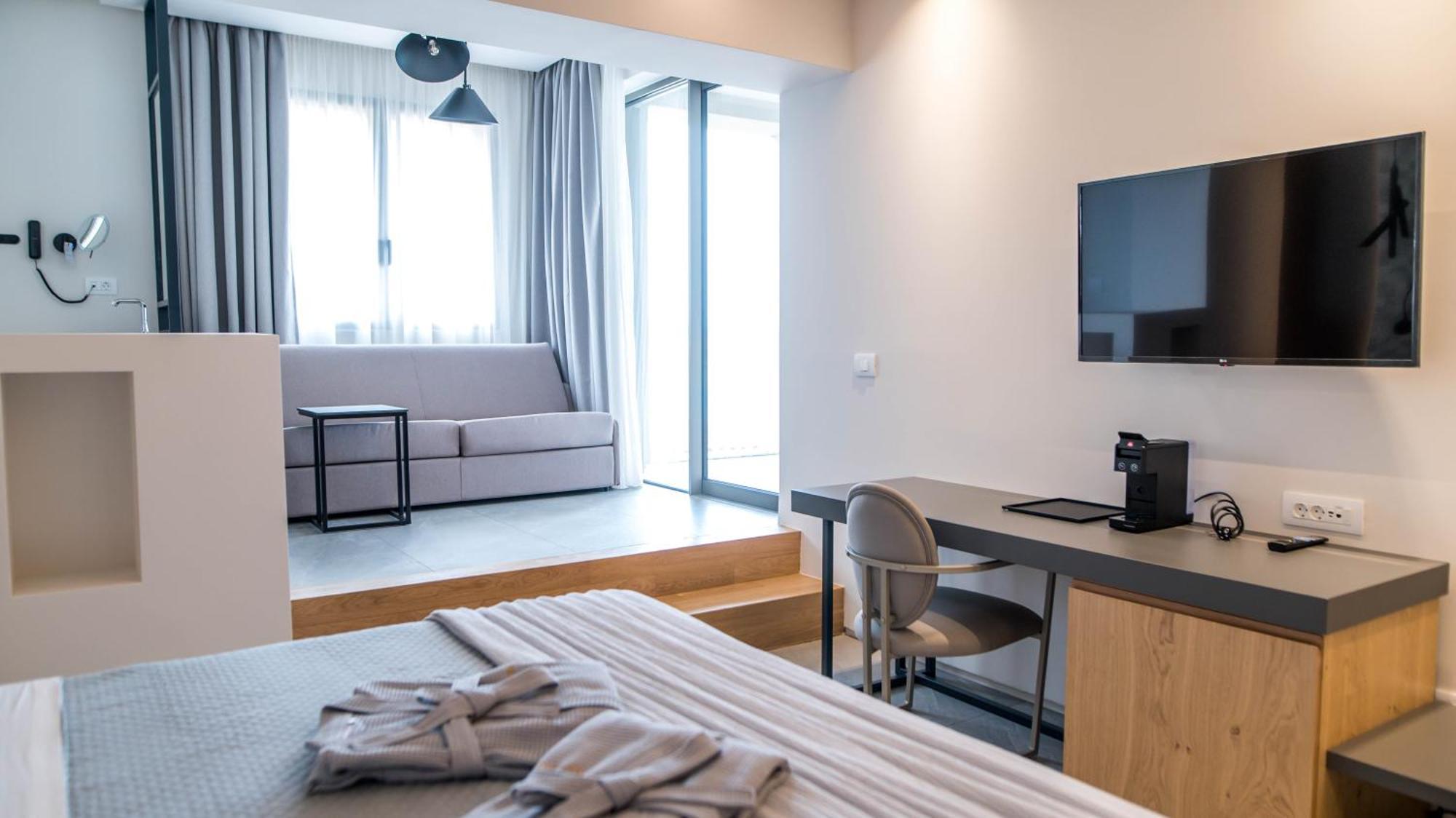 Alissachni Seaside Hotel Dervéni Kültér fotó