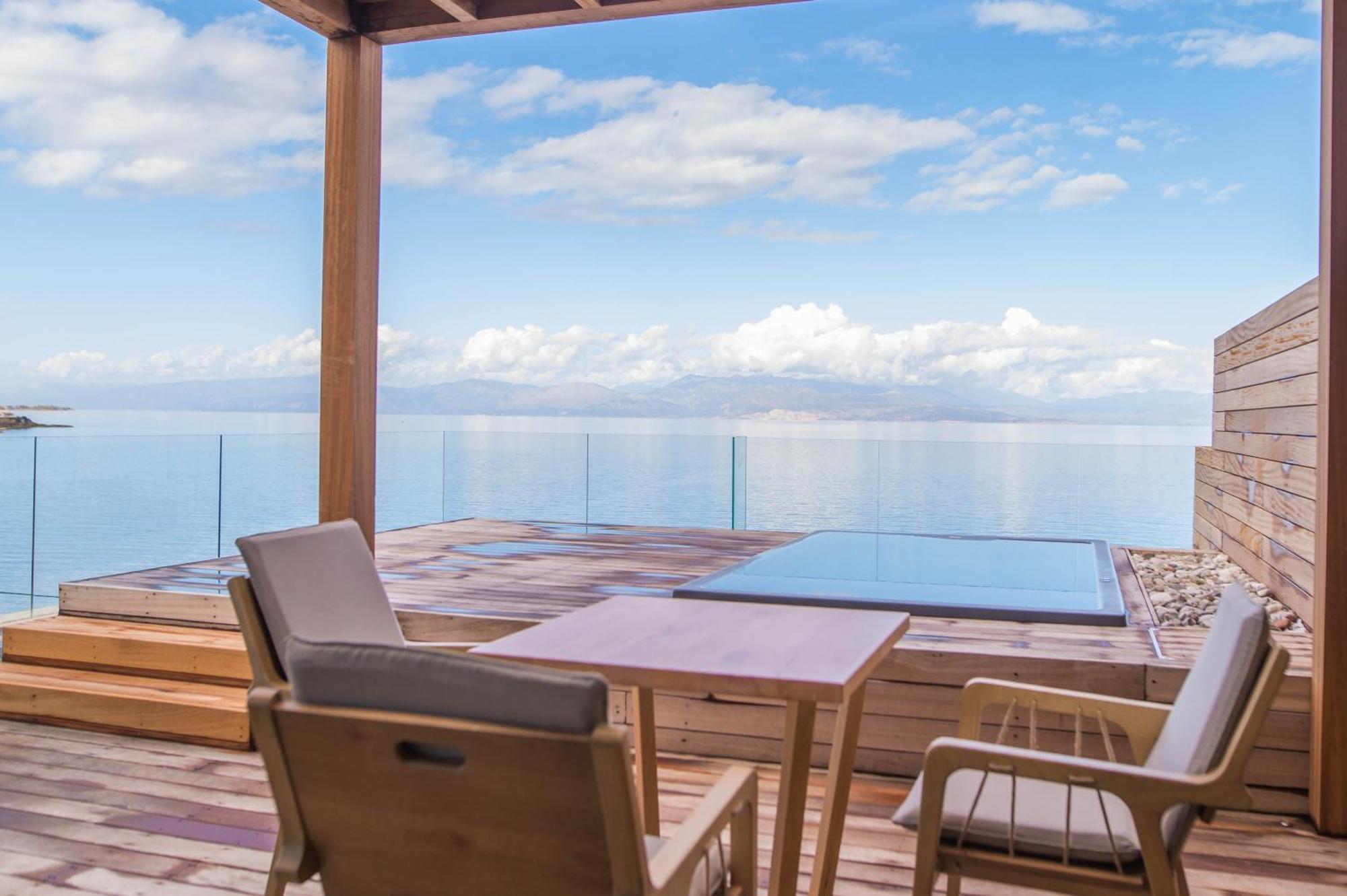 Alissachni Seaside Hotel Dervéni Kültér fotó