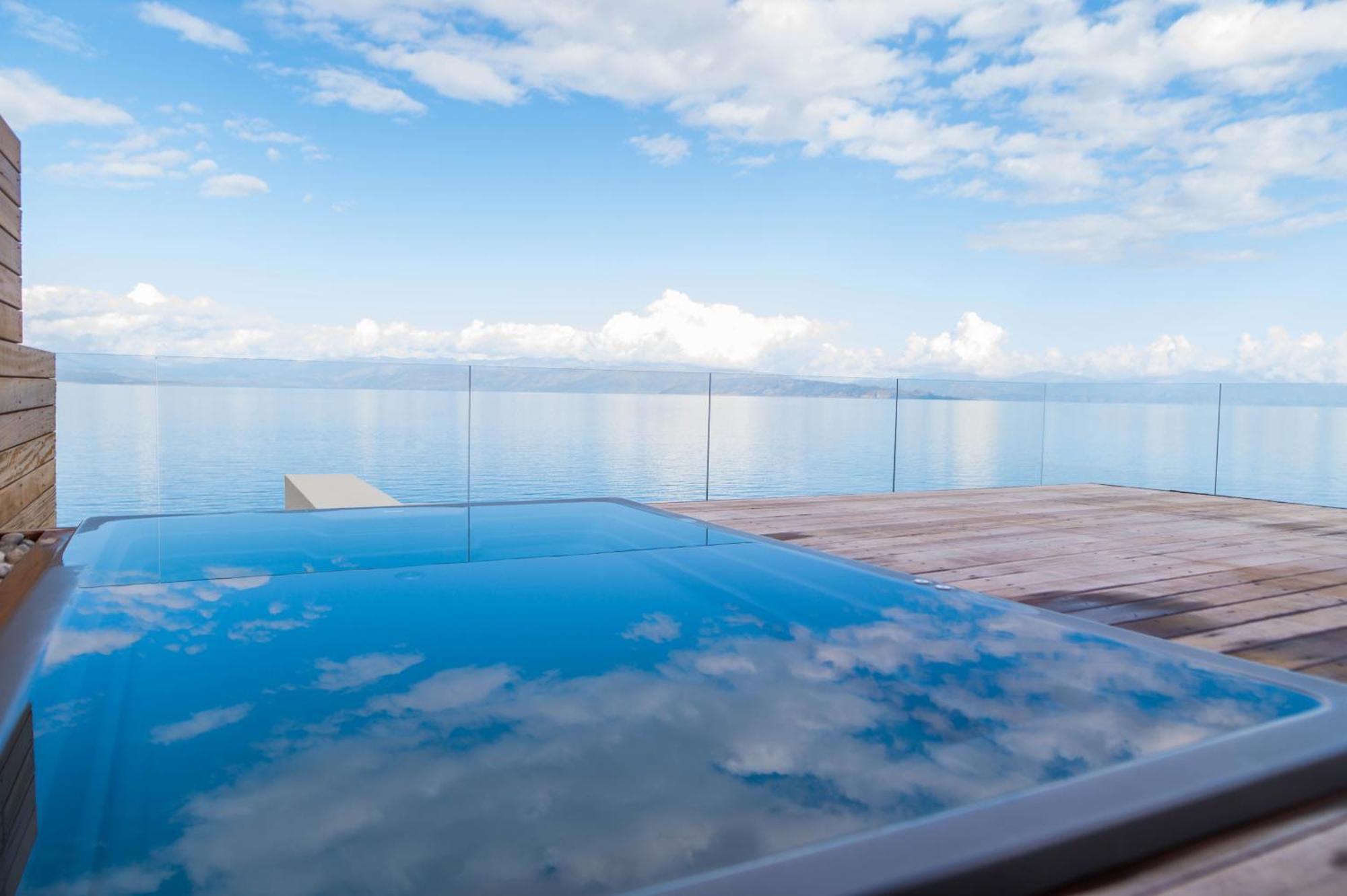 Alissachni Seaside Hotel Dervéni Kültér fotó