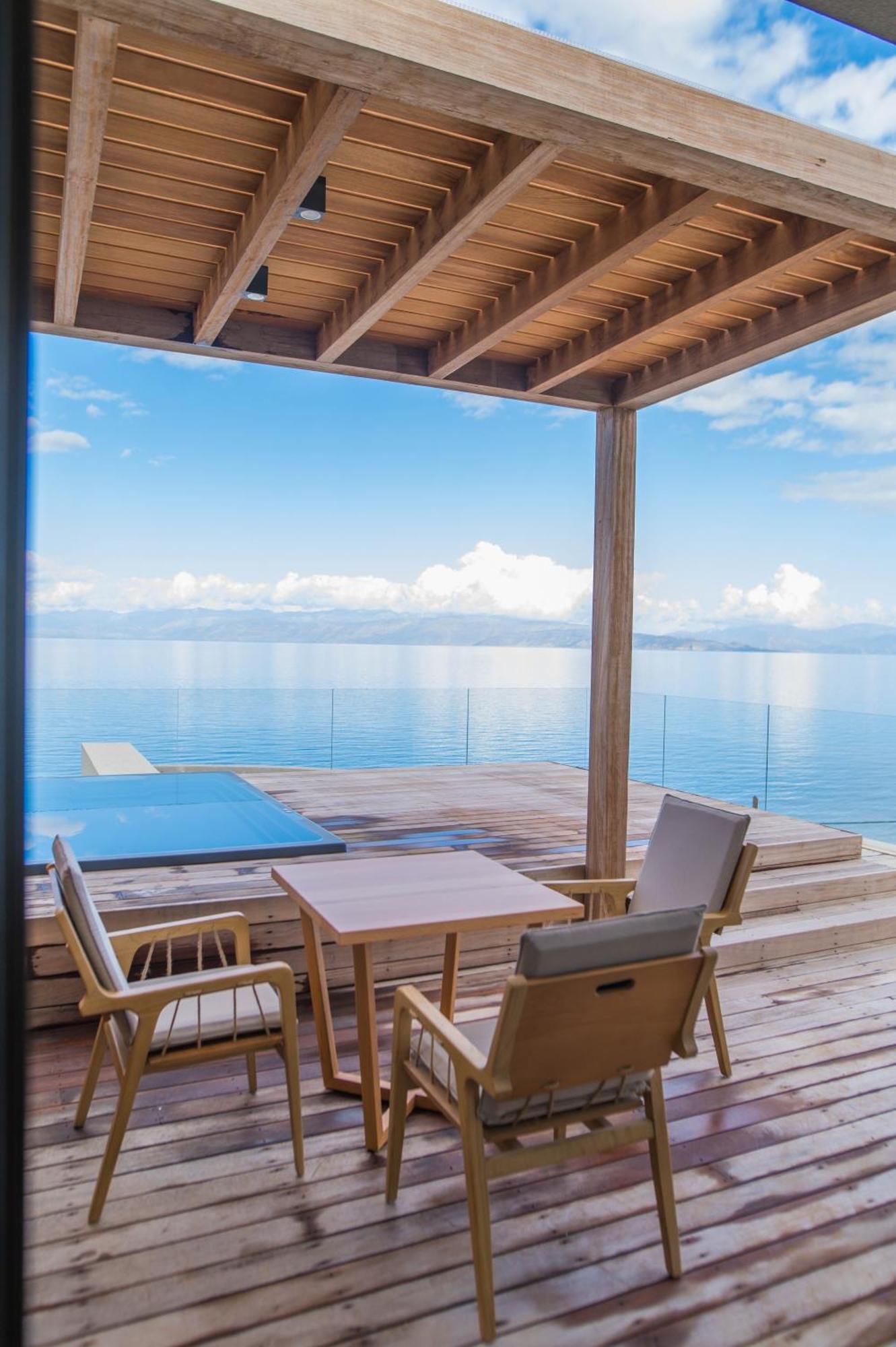 Alissachni Seaside Hotel Dervéni Kültér fotó